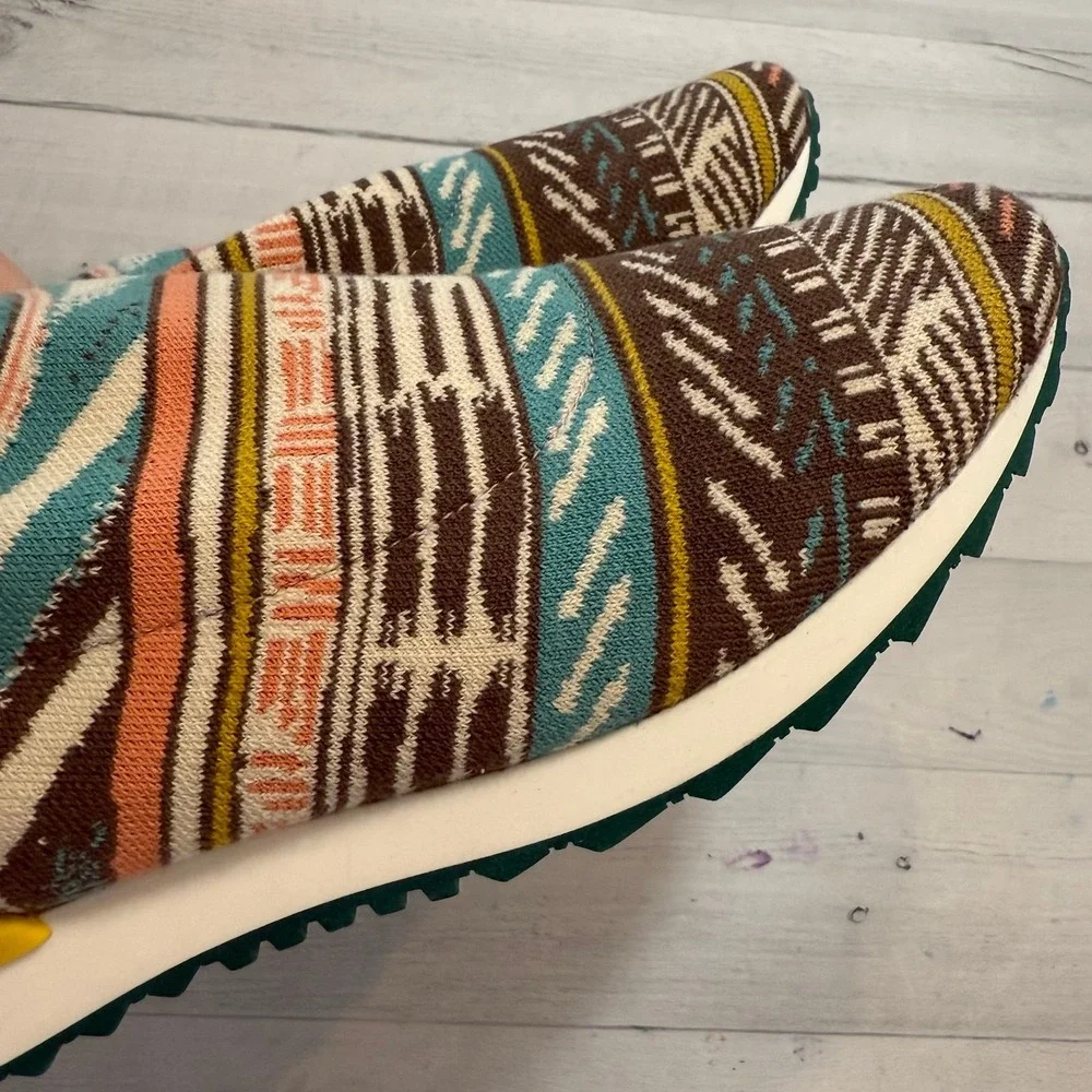 IVKO women's slip on sneakers size‎ 39